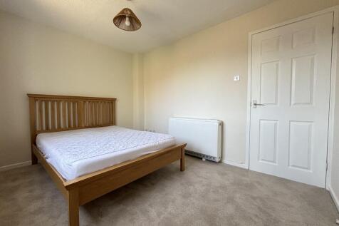 Bedroom (4)