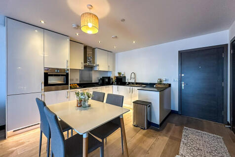 Kitchen (2)