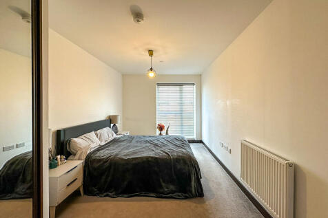 Bedroom (3)