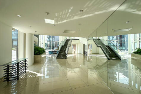 Lobby (2)