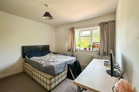 Bedroom 3 (2)