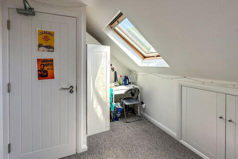 Bedroom 4 (2)