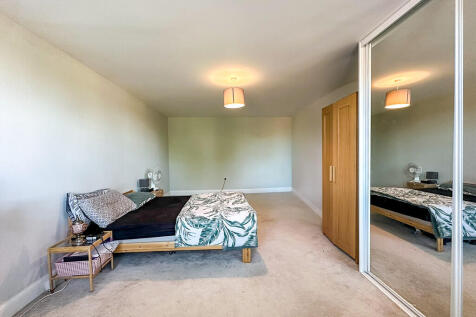 Bedroom 1 (1)
