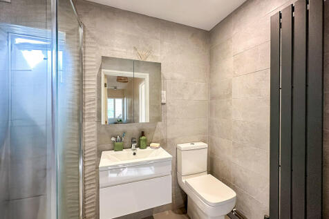 Shower Room (1)