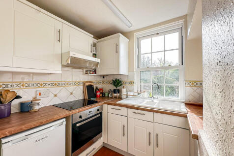 Kitchen (2)