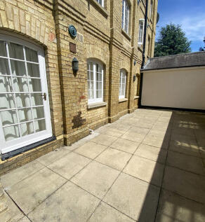 Courtyard (1)-2