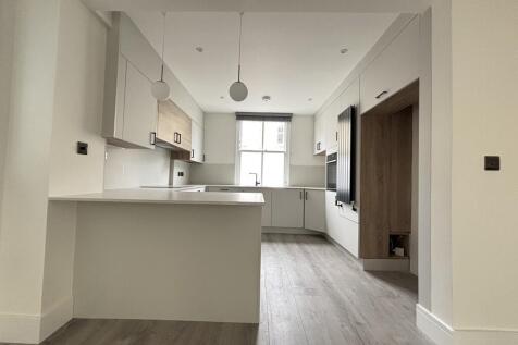 Kitchen (1)