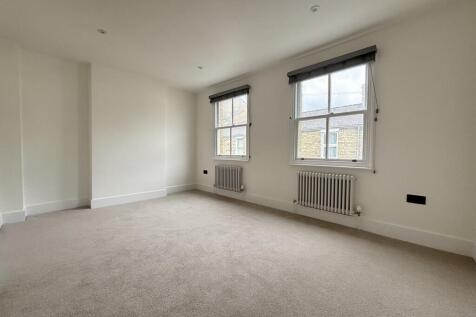 Front Bedroom (1)