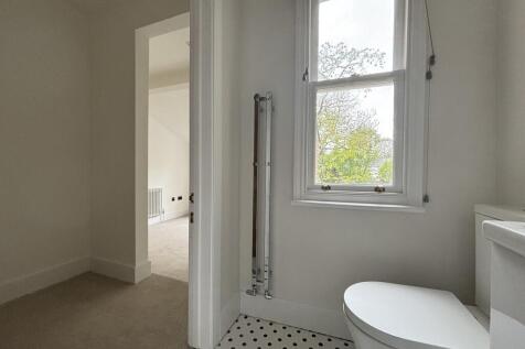 Ensuite (3)