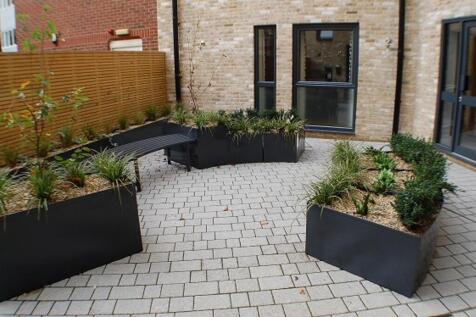 Communal Courtyar...