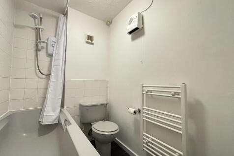 Bathroom (3)