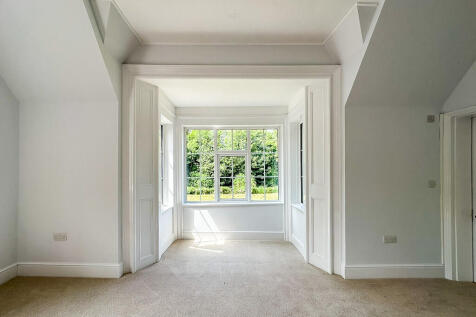Bedroom 1 (3)