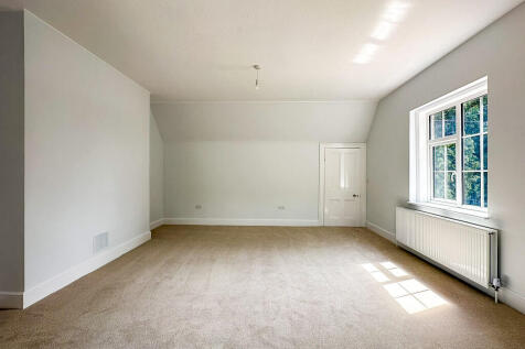 Bedroom 1 (1)