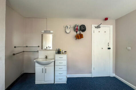 Room 9 (4)