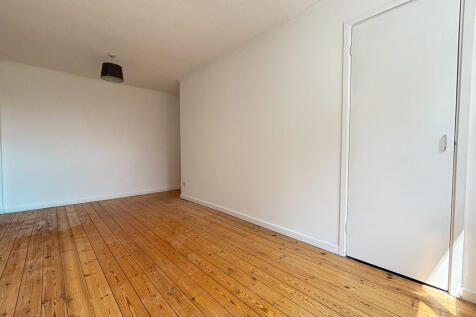 Second Bedroom (3...