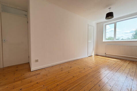 Second Bedroom (4...