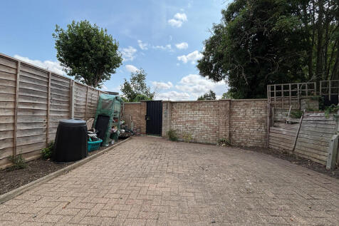 Rear Garden (3)