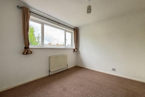 Master Bedroom (2...