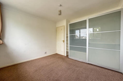 Master Bedroom (3...