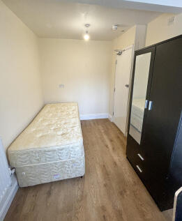 Room (2)