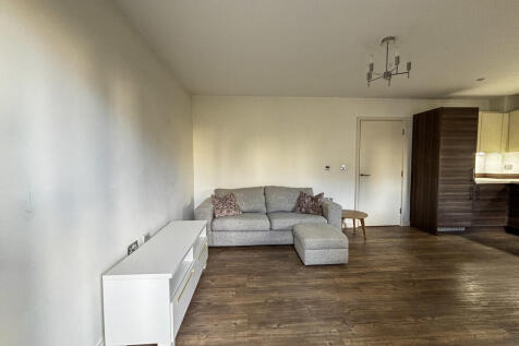 Lounge 4