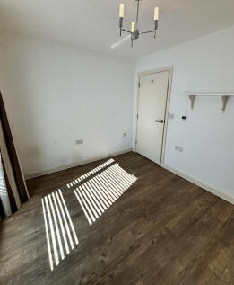 Second Bedroom (2...