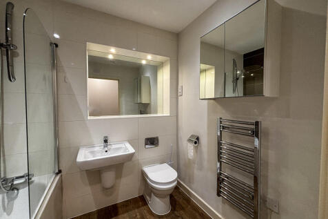 Family bathroom