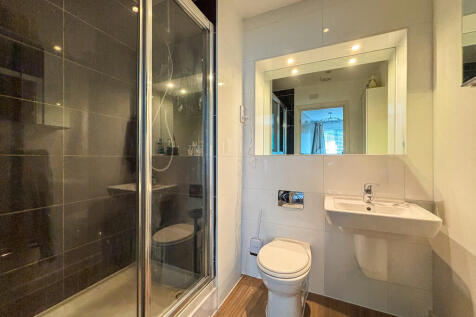 Ensuite (2)