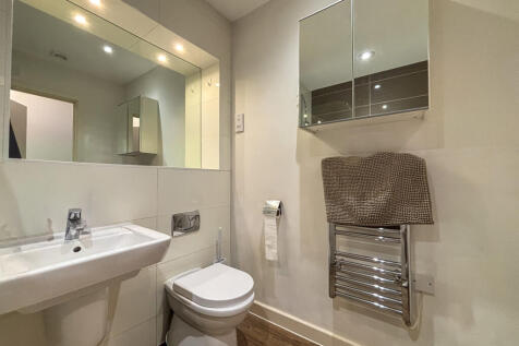 Bathroom (2)