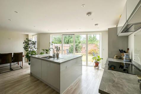 Kitchen (1)