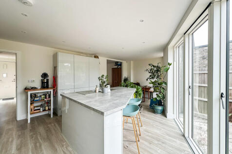 Kitchen (3)