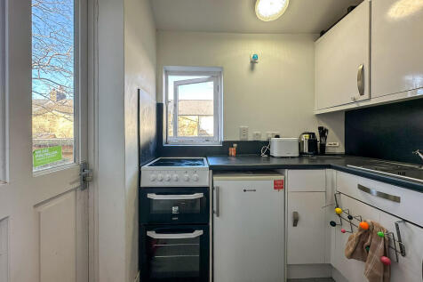 GF Kitchenette (2...
