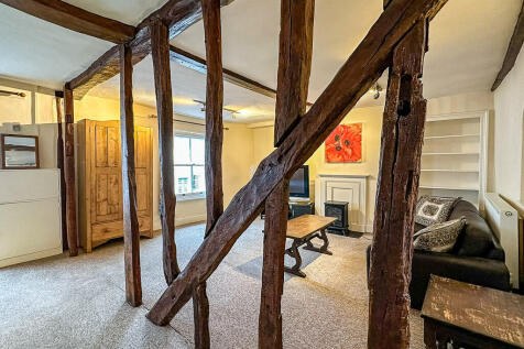 Reception Room (3...