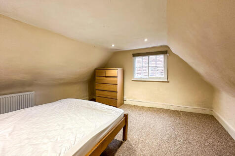 Bedroom Three (2)