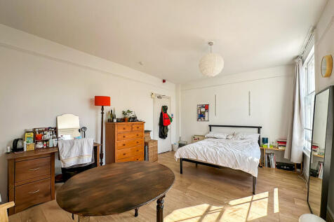 Room 6 (5)