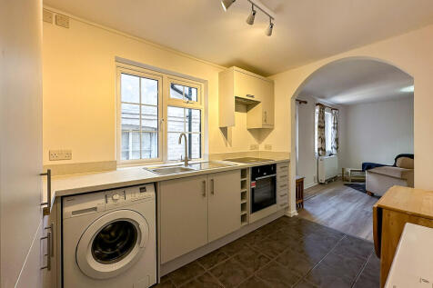 Kitchen (2)