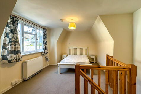 Bedroom (2)