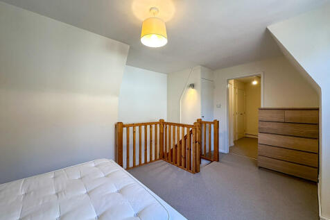 Bedroom (5)