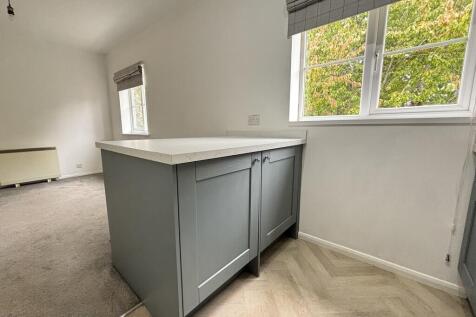 Kitchen (2)