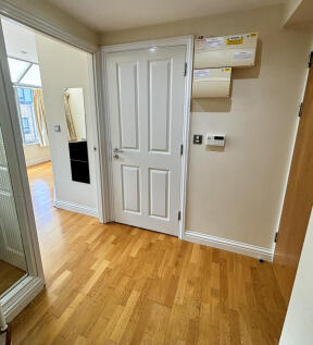 Hallway (3)-2