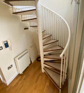 Hallway (1)-2