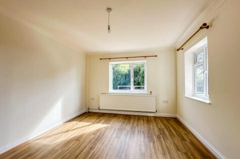 Living Room (1)