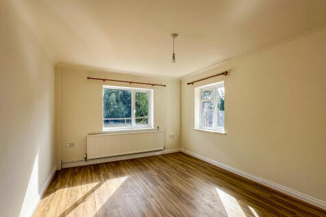 Living Room (2)