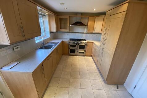 Kitchen Diner (2)