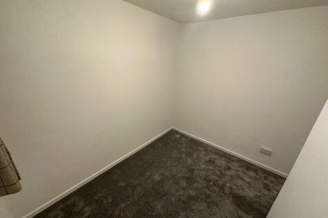 Third Bedroom (8)...