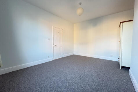 Second Bedroom (4...