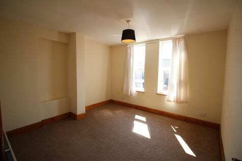 Bedroom 1 (2)