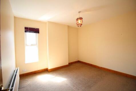 Bedroom 2 (4)
