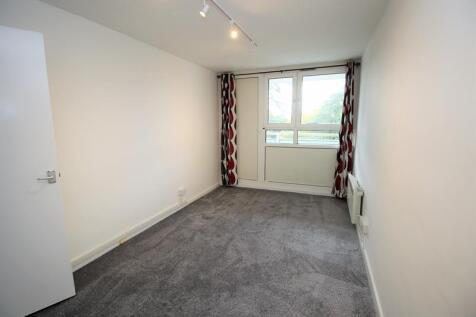 Bedroom (1)...