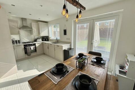 Kitchen/ dining room